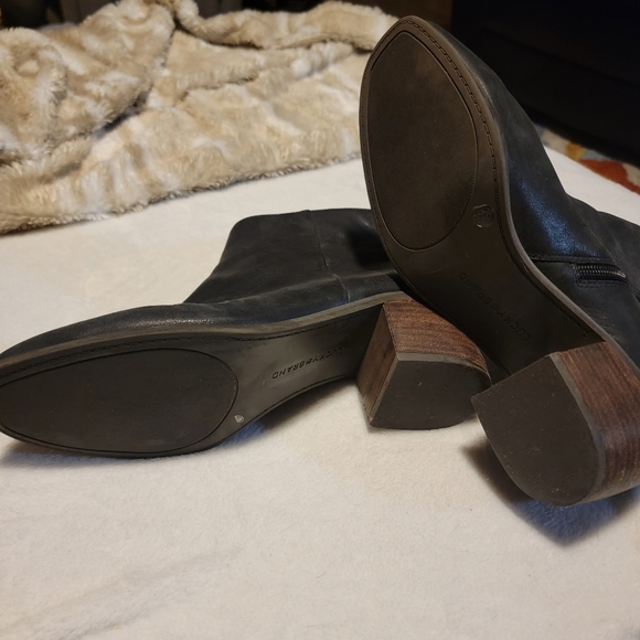 Lucky Brand Black Soft Leather Bootie SZ 9 - Picture 3 of 7